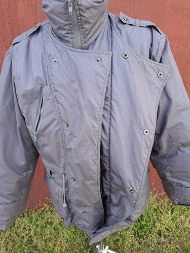 Chaqueta de plumón de invierno japonesa vintage Nissho Iwai Swan para URSS talla L-XL - Imagen 10 de 24