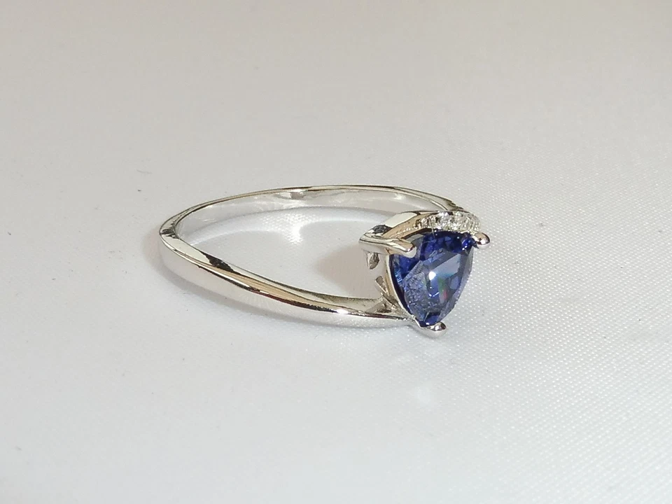 Anel social feminino prata esterlina 925 tanzanita solitário e diamante natural  - Imagem 4 de 4