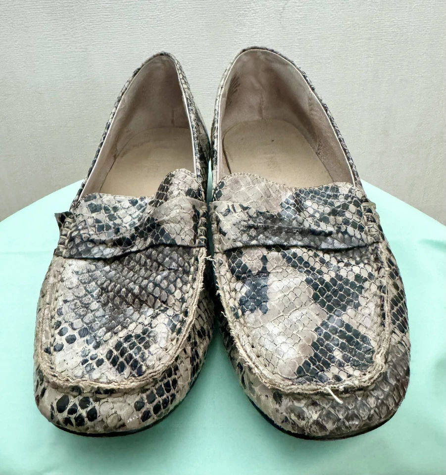 Zapatos mocasines superiores de cuero con estampado de pitón Frankieff de NINE WEST para mujer - talla 8M Foto 3 de 4