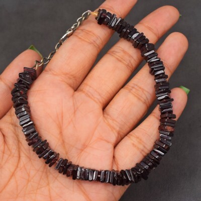 Fabelhaftes rotes Granat quadratische Form 100 kt Perlen Damen Armband VK 58 E530