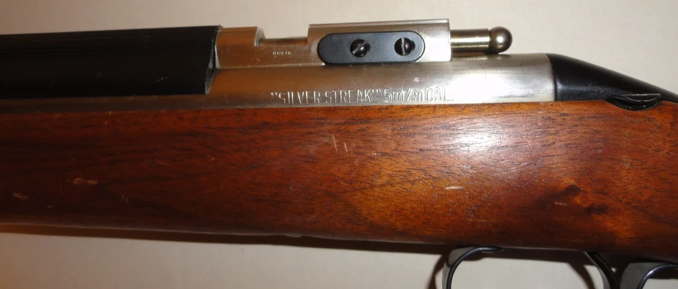 Vintage 1960's Sheridan "Silver Streak" 5mm/.20cal Air Rifle - Image 4 of 4