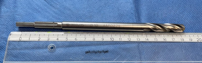 CANNULATED DRILL BIT 10.0 mm  LARGE  190MM  swiss. KANÜLIERTER BOHRER  360.05