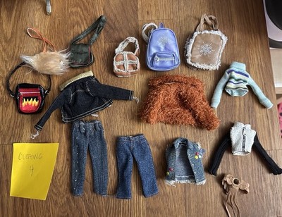 BRATZ Vintage Doll Clothing & Accessory Set - Clothing Lot 4
