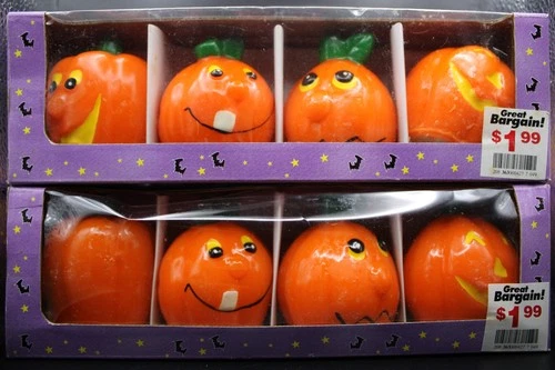 Set of 2 Halloween Jack O Lantern Pumpkin Candles 4 Pack Unscented 90s NIB VTG - product listing photo