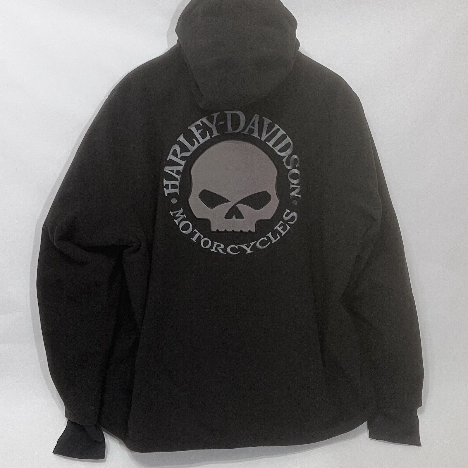 Picture 1 of 20