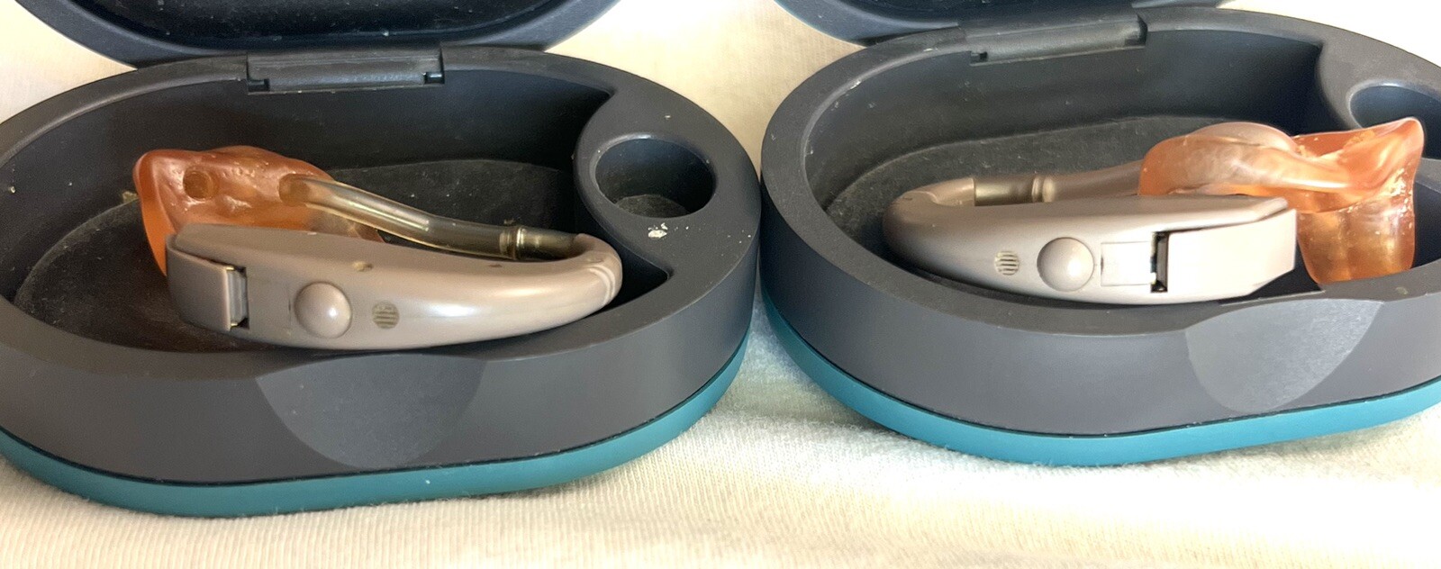 Hearing Aid Danavox Danlogic 163D with Case and Manual eBay