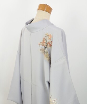 Kimono / Elegant Gray Silk Tsukesage with Plum and Landscape