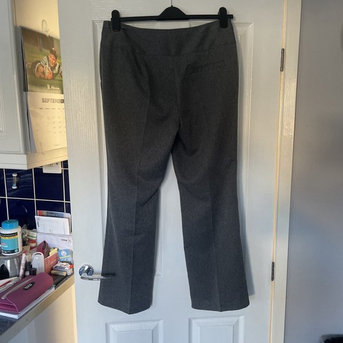 Damen Tu Boot Cut Hose Größe 12s in Grau. Neuwertiger Rauch- und Tierfrei - Bild 3 von 6