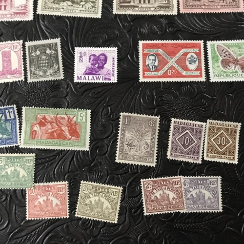 Worldwide Stamp Lot 100 + Many Countries, Great Sets.. - Picture 18 of 19