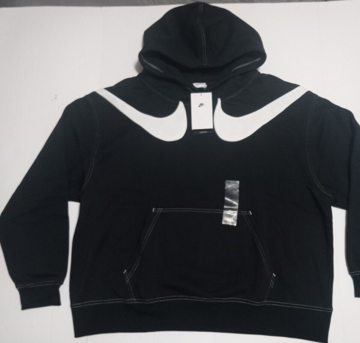 【おすすめアイテム】Nike Swoosh Logo Tape Line Hoodie おすすめアイテム】Nike Swoosh Logo Tape Line Hoodie (Nike