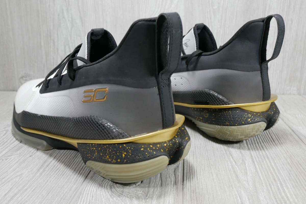 9/10 Excellent Cond) Under Armour Curry 7 Shoes Earn It  display picture 1
