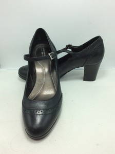 rockport mary jane pumps