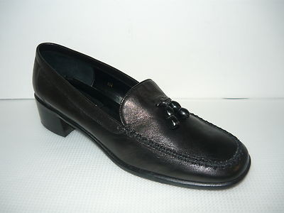 Van Eli Black Leather Preppy Loafers SZ 8N