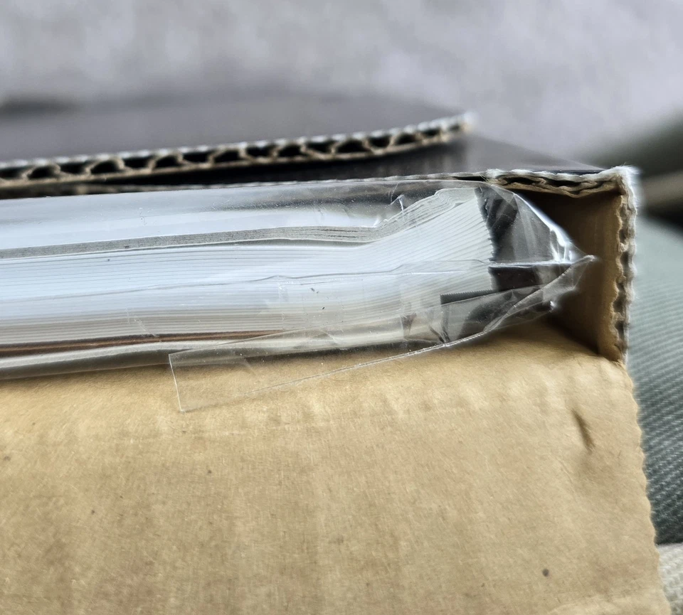 Epson Ultra Premium Photo Paper Luster | 17 x 22" - 25 Sheets - Image 2 of 2