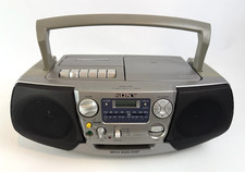 Sony CFD-V17 CD AM/FM Radio Cassette Recorder MEGA BASS Boombox Silver TESTED