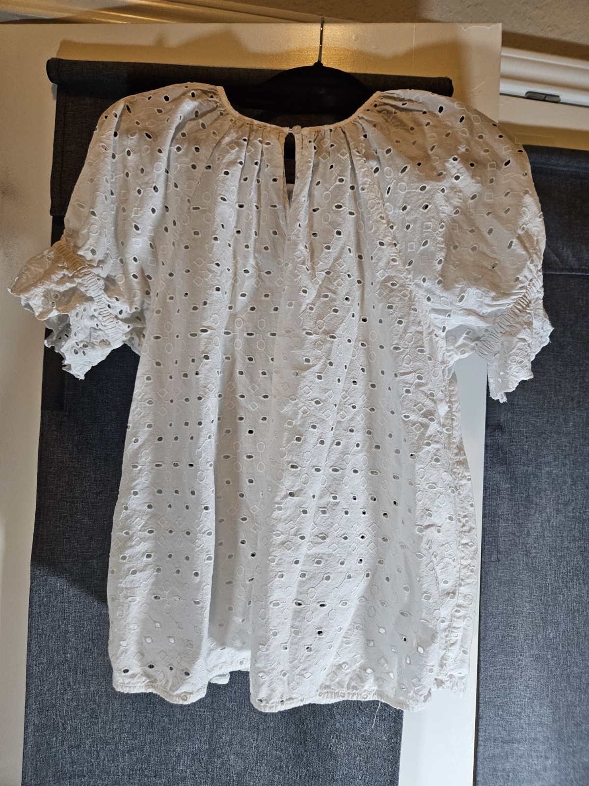 Universal Thread Medium White Eyelet  Puff Short … - image 4