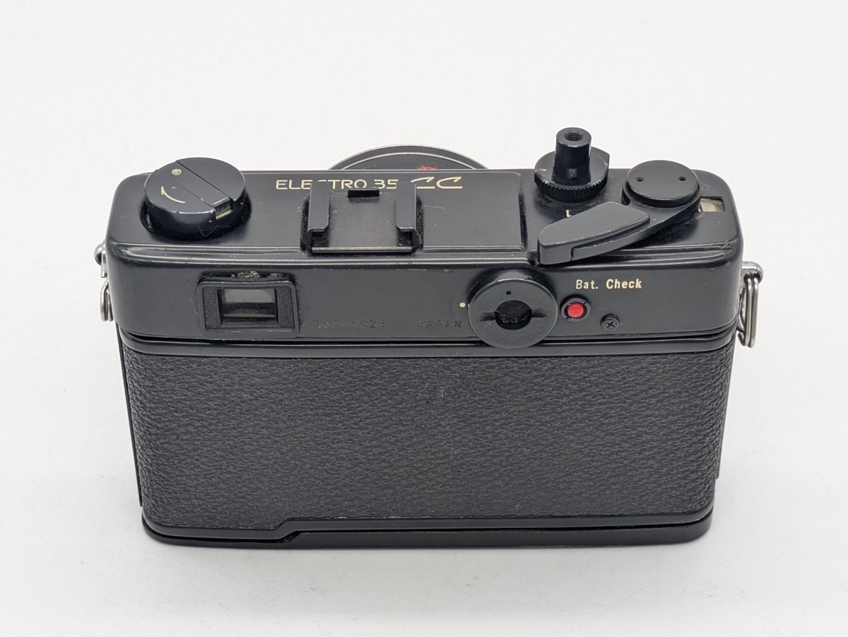 ヤシカ YASHICA ELECTRO35CC 1:1.8 f=35mm NEAR MINT] YASHICA ELECTRO 35 CC Rangefinder Camera Black