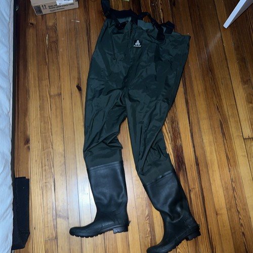 Dark Lightning Chest High Fishing Waders with Boots Size 11 Men’s Waterproof - Picture 2 of 7