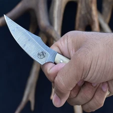 Knives Ranch Handmade EDC Fixed Blade Hunting Knife – Forged Damascus Steel