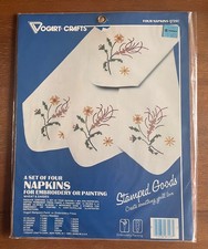 Vintage Vogart Crafts Set of Four Napkins Stamped For Embroidery Wheat Daisies
