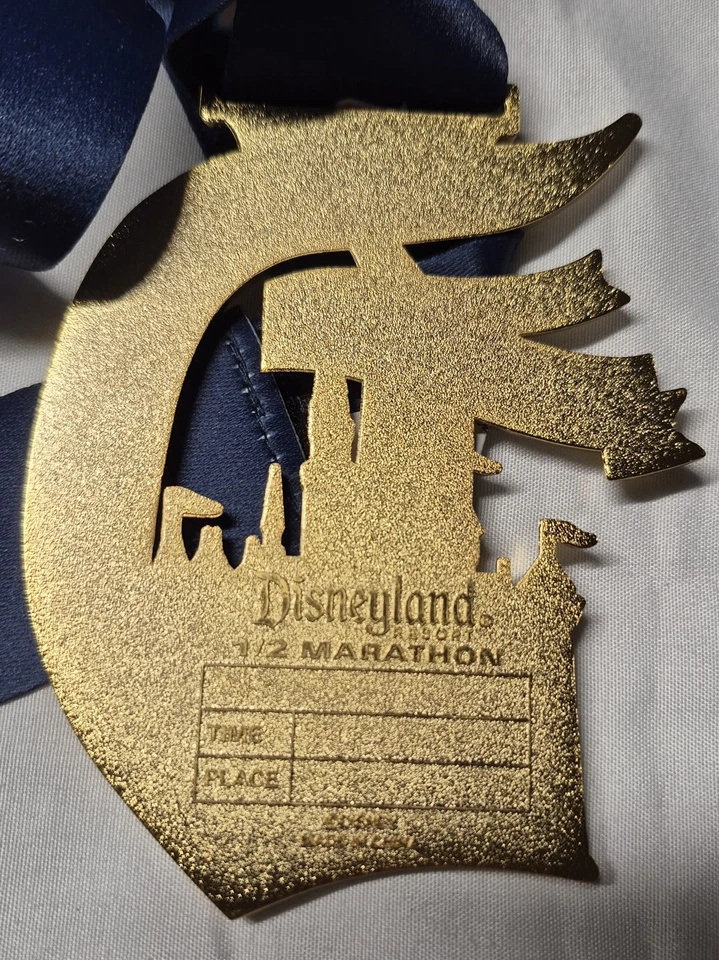 Medal from the 2012 Disneyland Half Marathon and Disney Trading Pin - Image 4 of 4