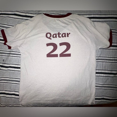 Qatar Airways FIFA World Cup 2022 T-Shirt M Ringer Tee Maroon White Qatar 22 - Picture 5 of 5