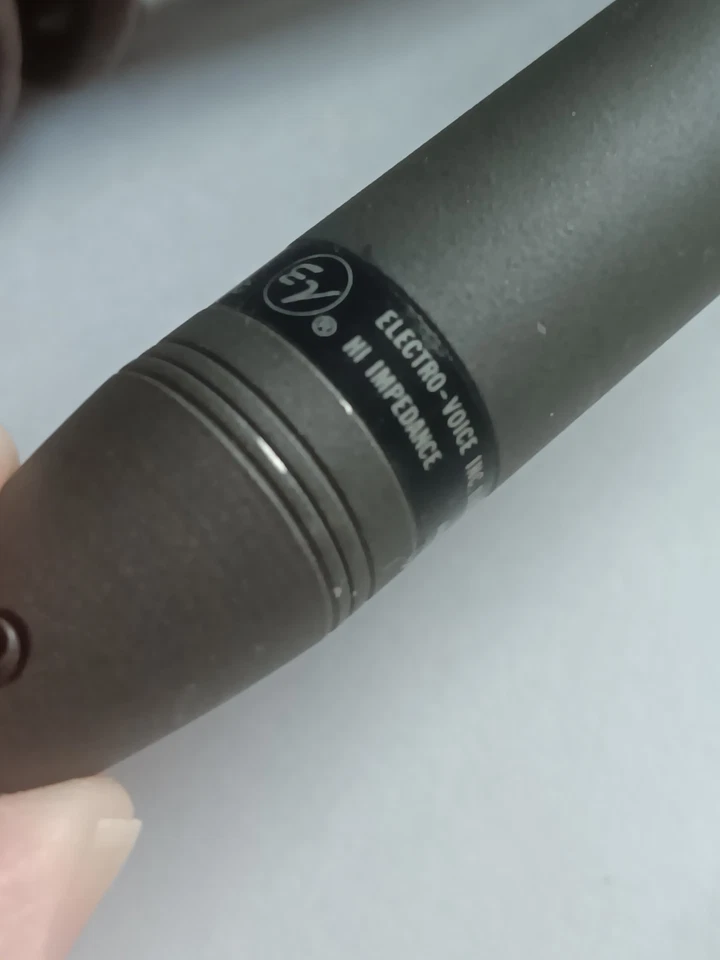 Electro Voice 647A Dynamic Lavalier Microphone Electro-Voice 647A Microphone USA - Image 4 of 4