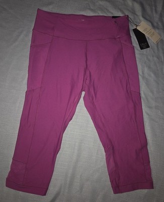 NWT Calia Essential Collection High Rise  Activewea Capri XXL. Pomegranate Punch