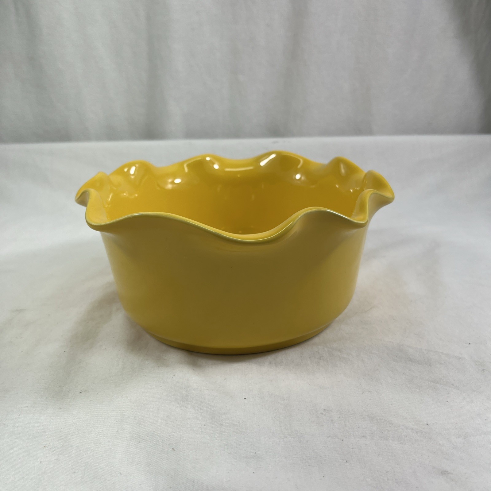 Stoneware by Grestel Portugal Scalloped Edge Yellow  Casserole Dish 9.5”x7.5”