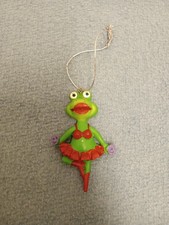 funny resin dancing frog ornament 4