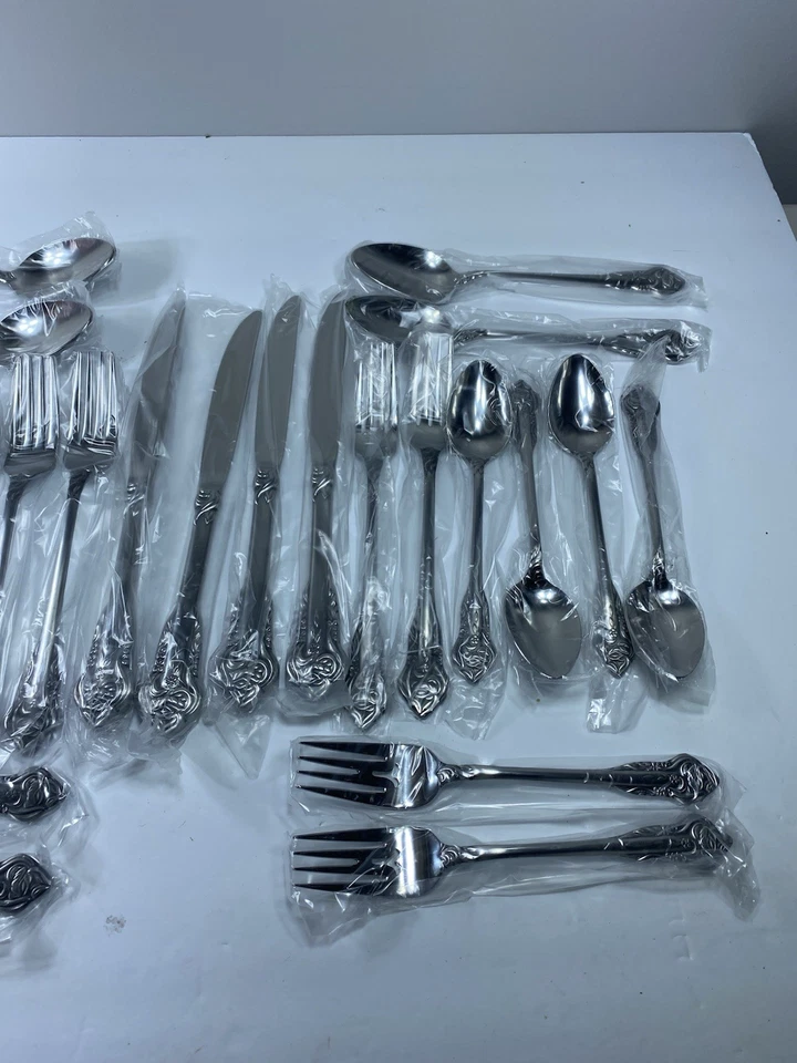 EKCO ETERNA CUSTOM STAINLESS FLATWARE French ROSE PATTERN 24 Pieces - Image 4 of 4