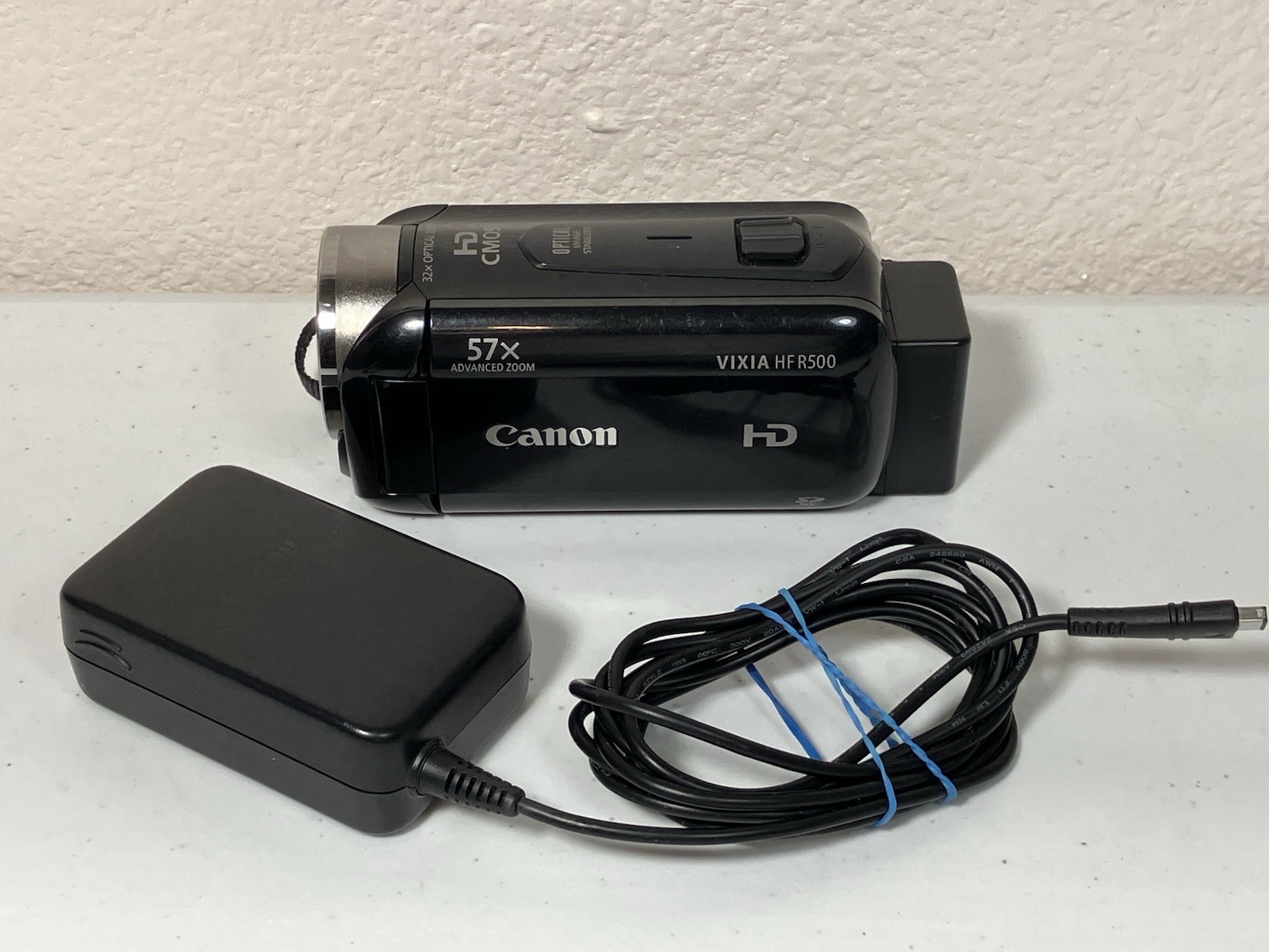 Canon VIXIA HF R500 Handheld Digital Camcorder