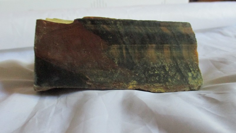 Tigers Eye Yellow Rough Raw Rock335 G