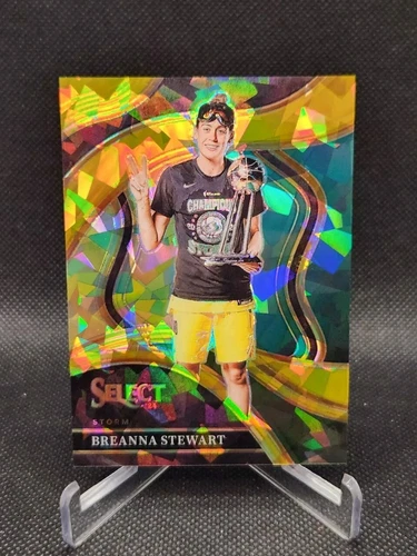 2024 Panini Select WNBA #247 Breanna Stewart Courtside Gold Ice Prizm /10 