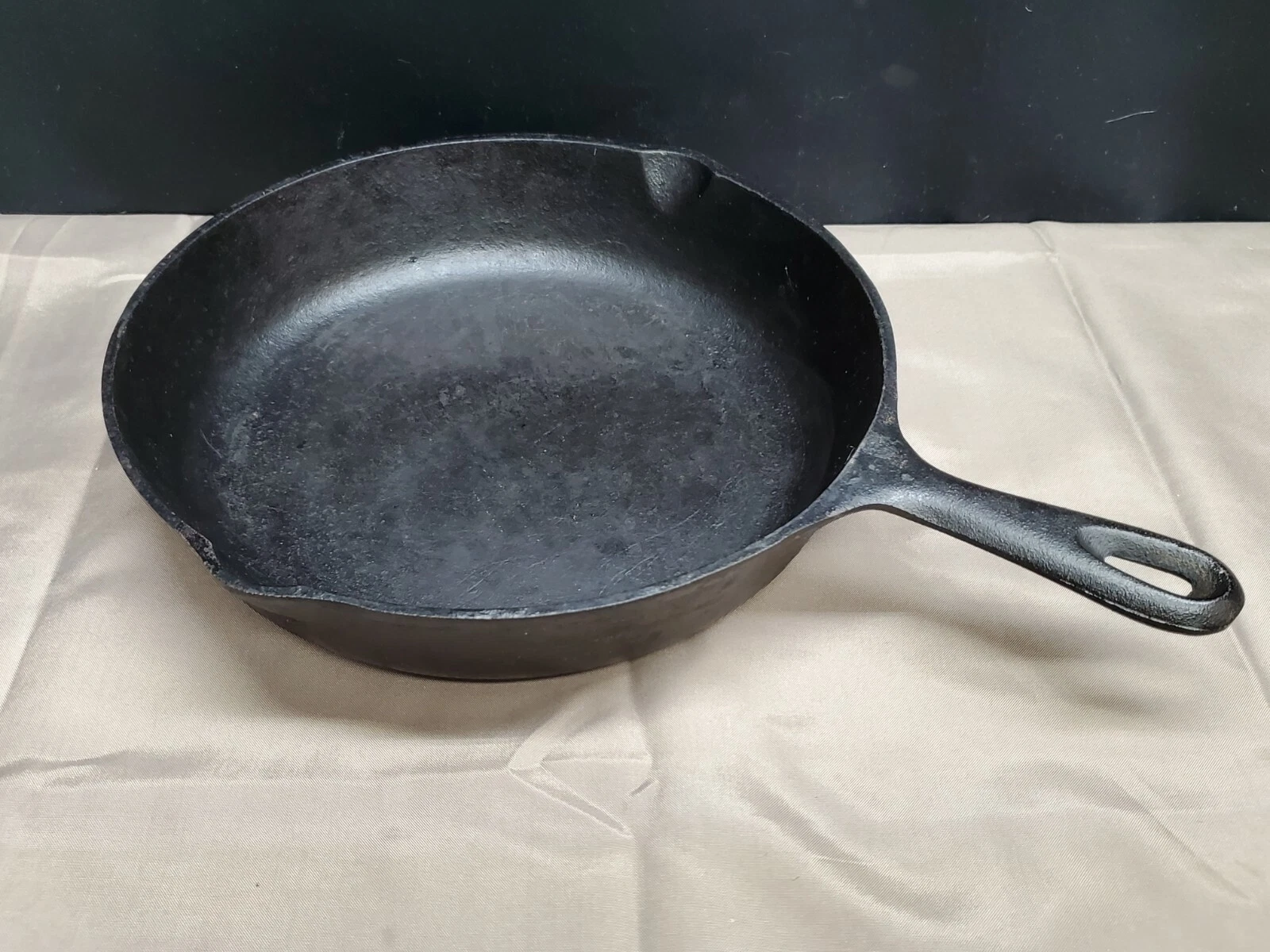 Birmingham Stove Range Century Series No. 7 10 1/2" Cast Iron Skillet
Opens in a new window or tab