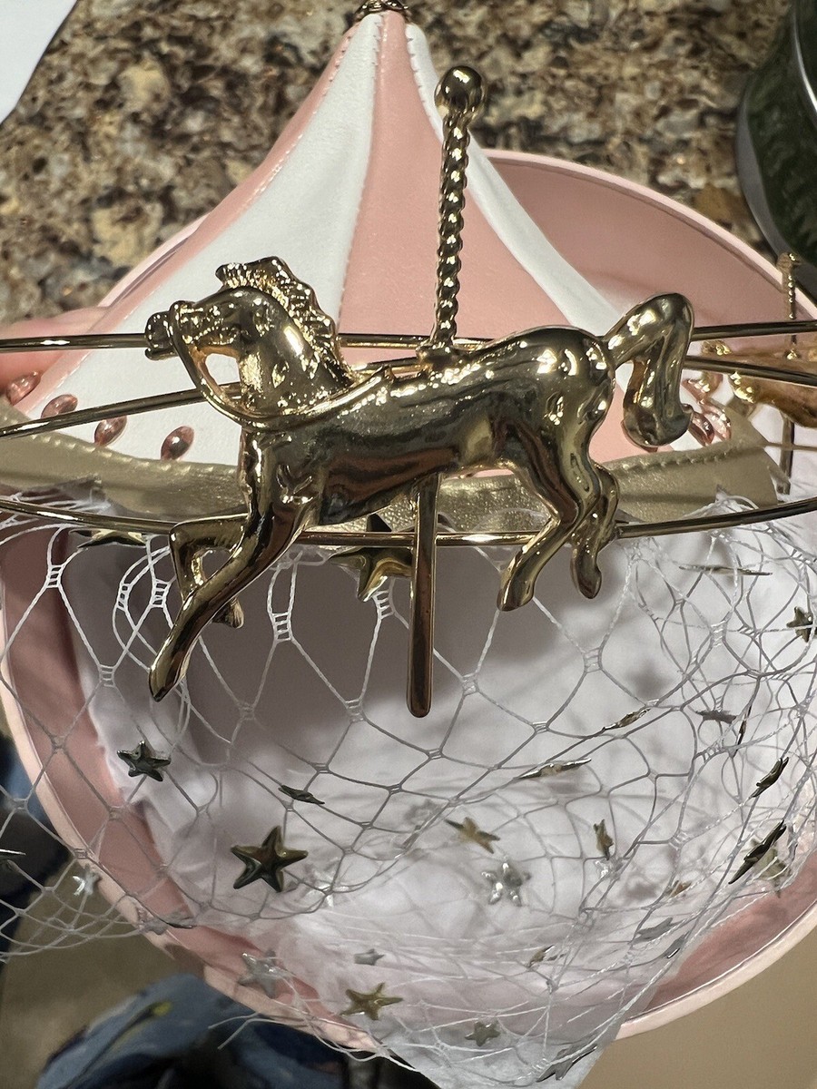 NEW Disney Parks King Arthur Carrousel Fascinator Pink  display picture 1