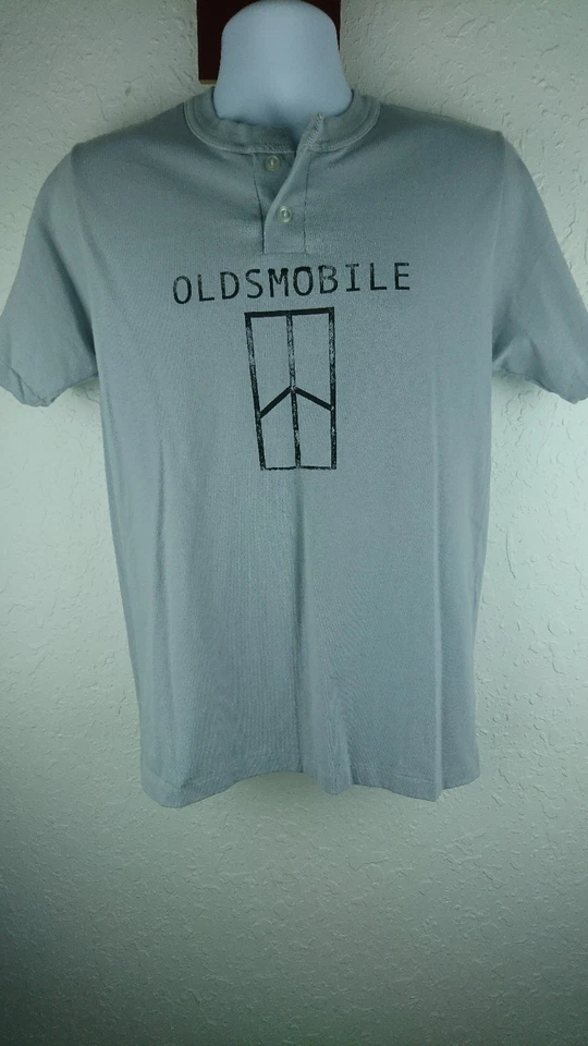 全新 复古 Oldsmobile GM 男式 M 灰色亨利 T 恤 美国豪 单针 I3 — 第 2/4 张图片