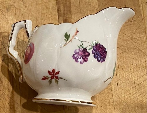 Aynsley England Creamer “Florida” Fruit Vintage Crocus Shape - Picture 4 of 7
