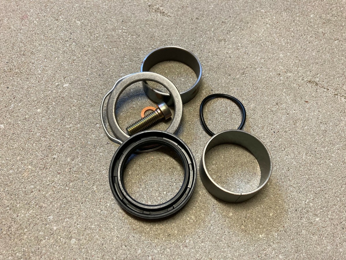 Harley OEM Dyna Switchback '12 - '16 Front Fork Rebuild Kit