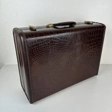 Vintage Samsonite Faux Alligator Leather 21” X 16" X 8" Travel Suitcase