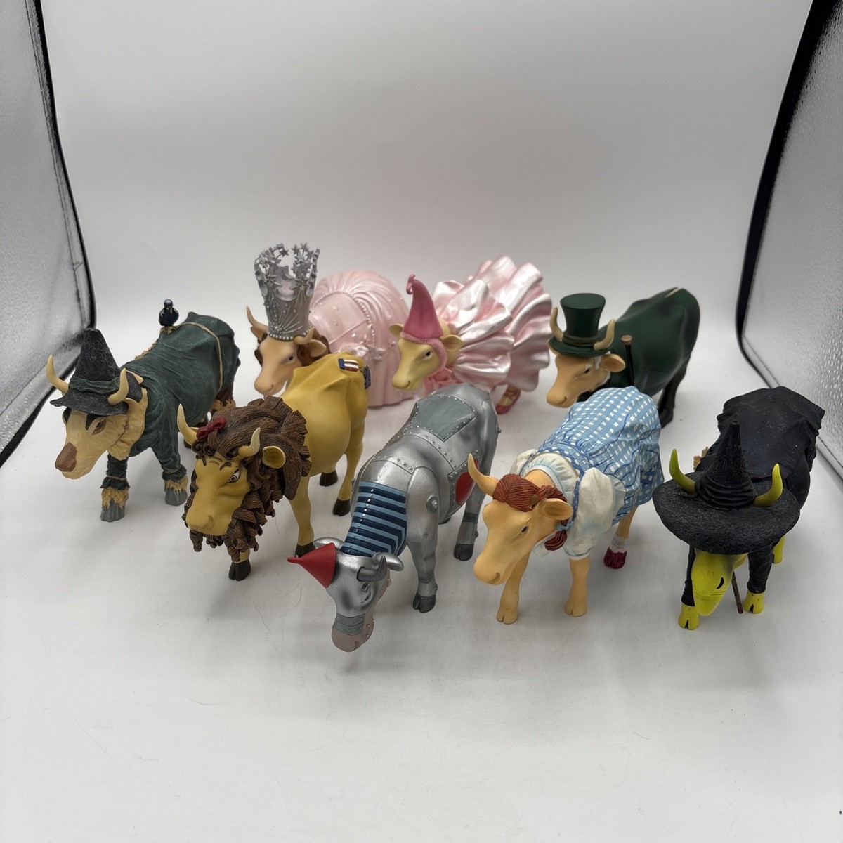 Cow Parade, Wizard of Oz, 8 figurines | eBay