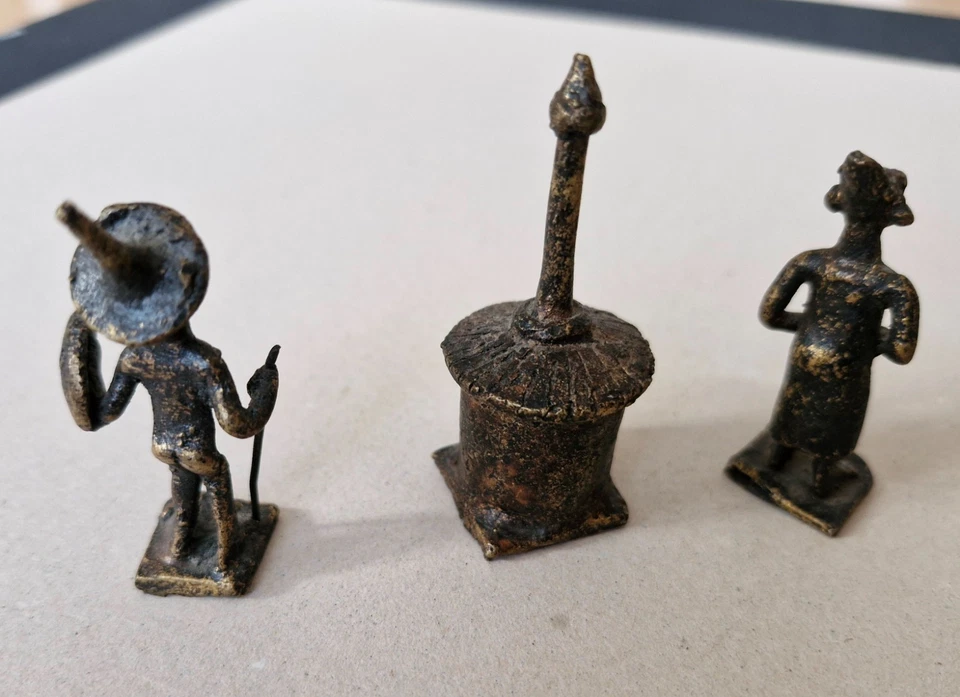 Konvolut Ghana 7 Messing- oder Gelbgussfiguren patiniert - Bild 3 von 4