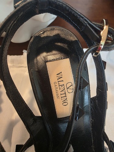 AUTHENTIC Valentino Garavani Black Rockstud High Heel Pumps, Size 38.5 - Picture 2 of 6