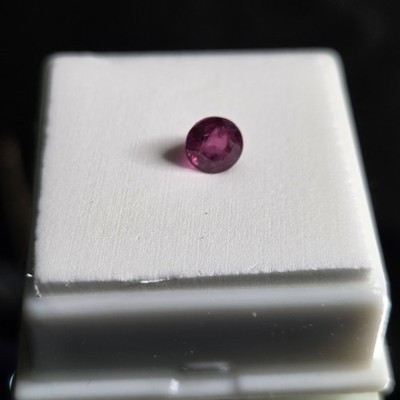 1.2ct Madagascar Ruby 6mm Round Cut Gemstone