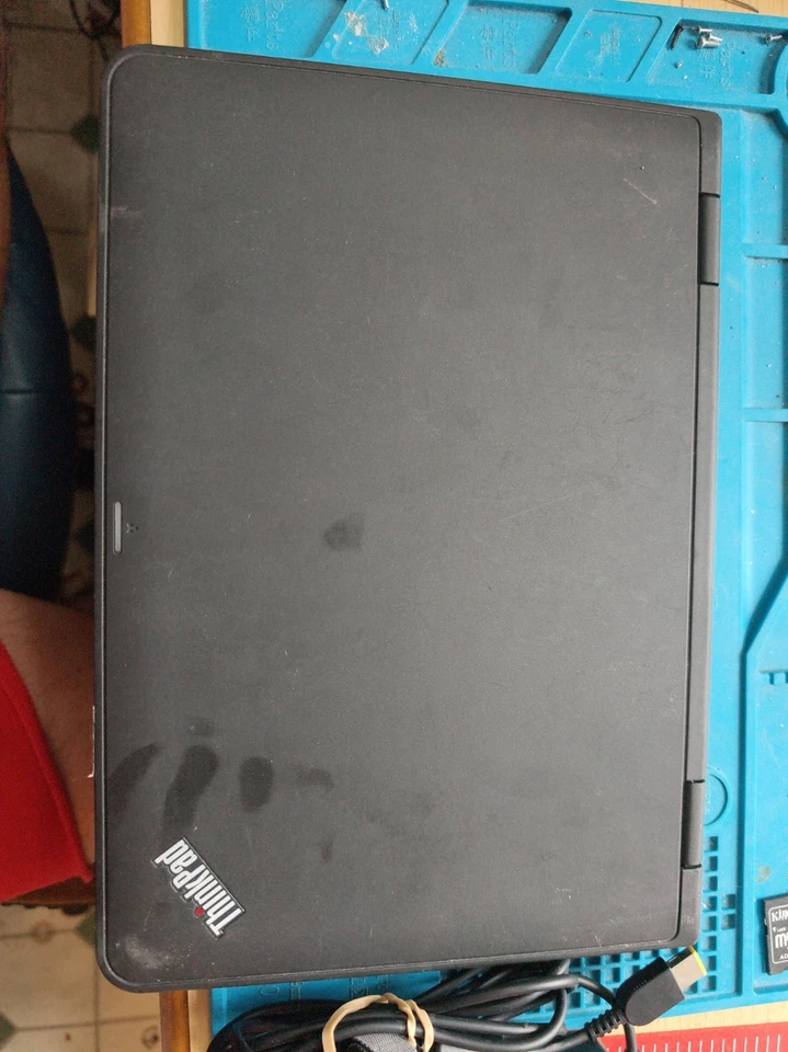 Lenovo ThinkPad Yoga 11e - 128GB SSD - Touchscreen -No OS, photo 1 of 5