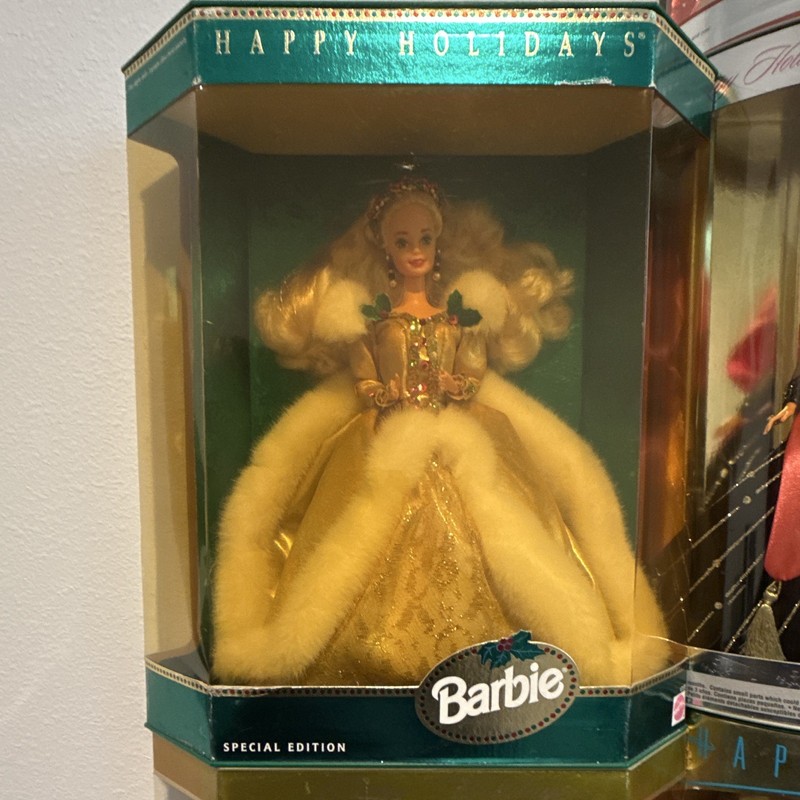 Barbie Happy Holidays Special Edition Christmas Fashion Doll 12 in, Unopened Box