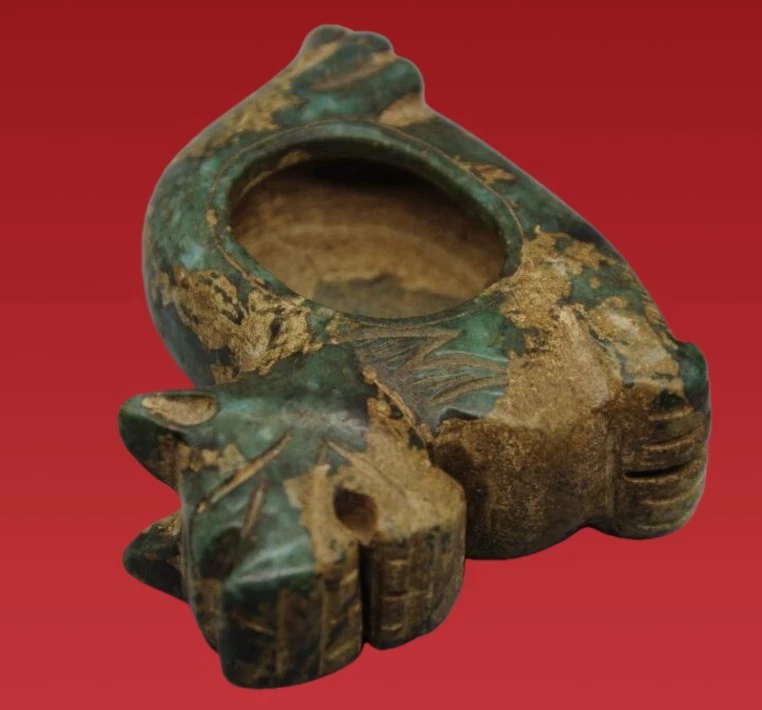 Vintage Chinese Green Jade Mythical Beast Carving Intricate Design - Image 2 of 4