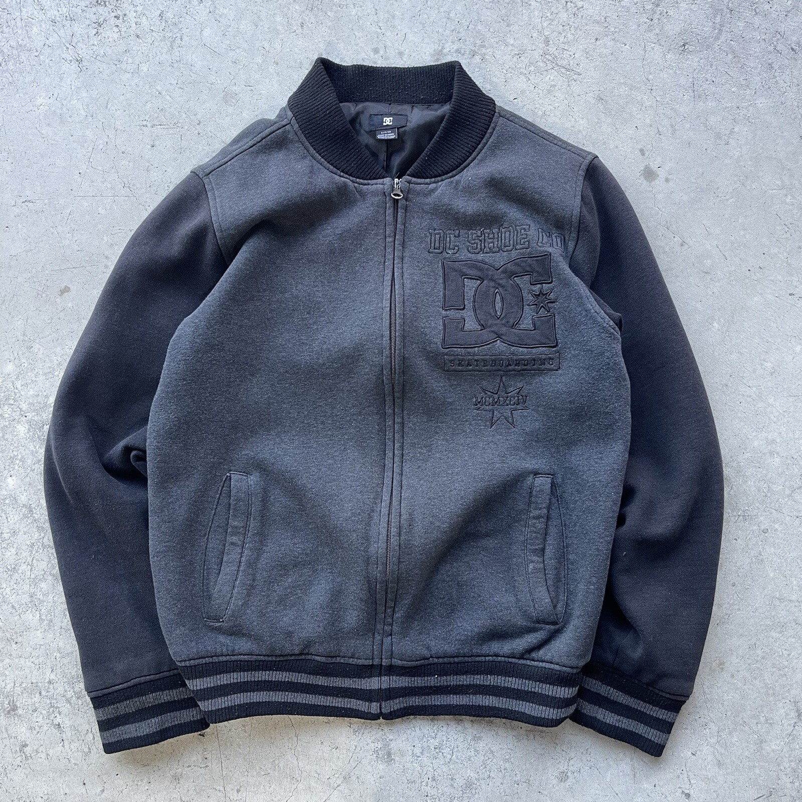 Y2K DC Shoes Skate Full Zip Gray/Black Varsity Sweatshirt Jacket Men's Small/Med