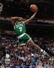 Dee Brown No-Look Dunk 1991 Slam Dunk Contest Boston Celtics 8x10 Photo