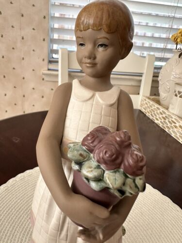 NAO by Lladro From My Little Garden 11,5" Matte Oberfläche EUC No Box - Bild 2 von 22